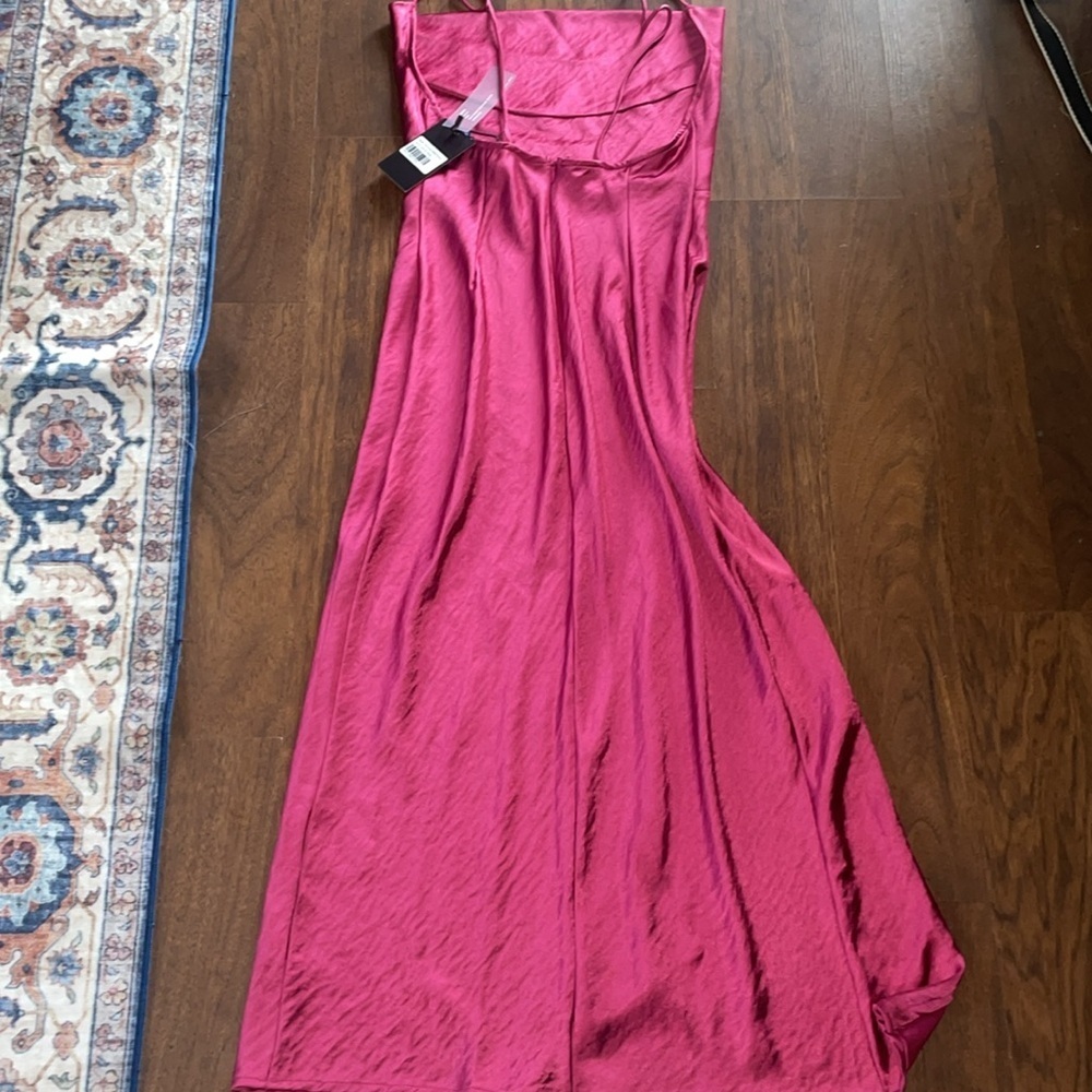 Lioness Walk The Line Midi Dress Magenta size small NWT - Picture 7 of 9